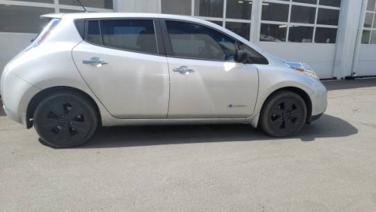 2013 Nissan LEAF 1N4AZ0CP4DC409924