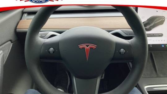 2021 Tesla Model Y 5YJYGDEE1MF285079