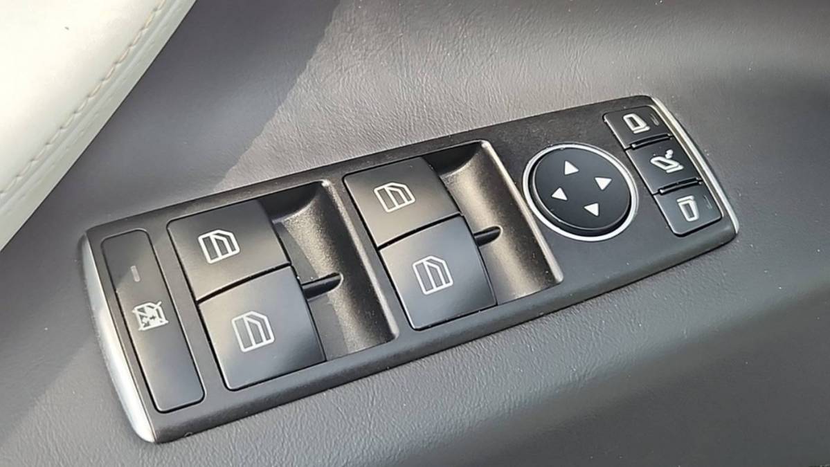 2017 Tesla Model X 5YJXCBE26HF058056