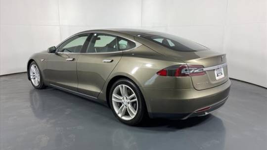 2015 Tesla Model S 5YJSA1E25FF115399