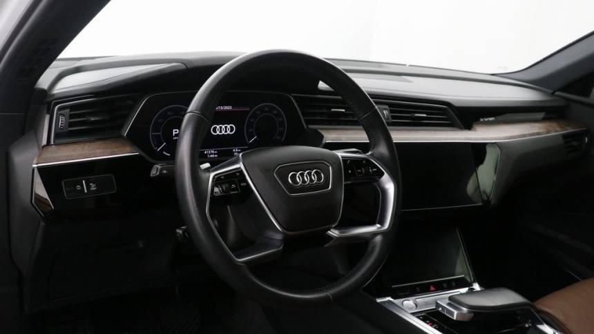 2019 Audi e-tron WA1VABGE6KB020576