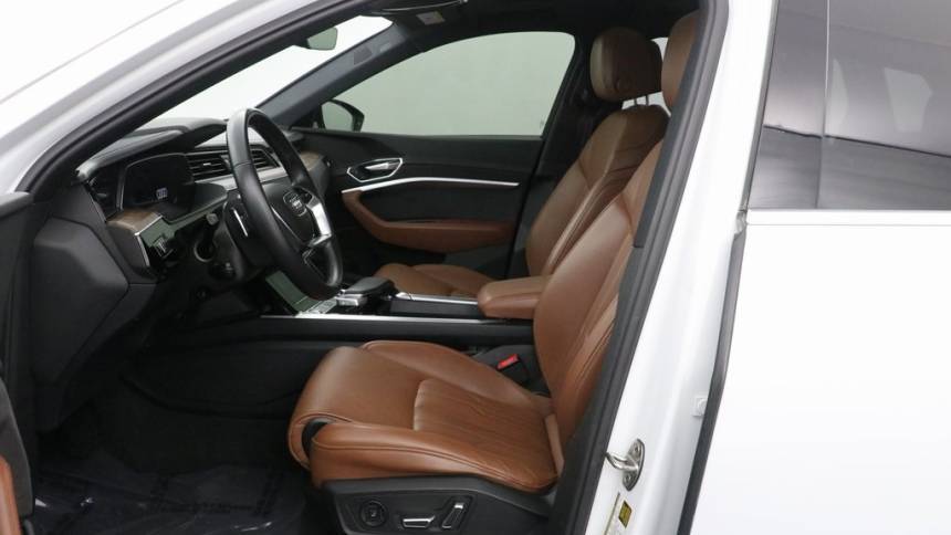 2019 Audi e-tron WA1VABGE6KB020576