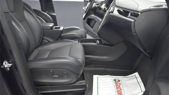 2018 Tesla Model X 5YJXCAE23JF088082