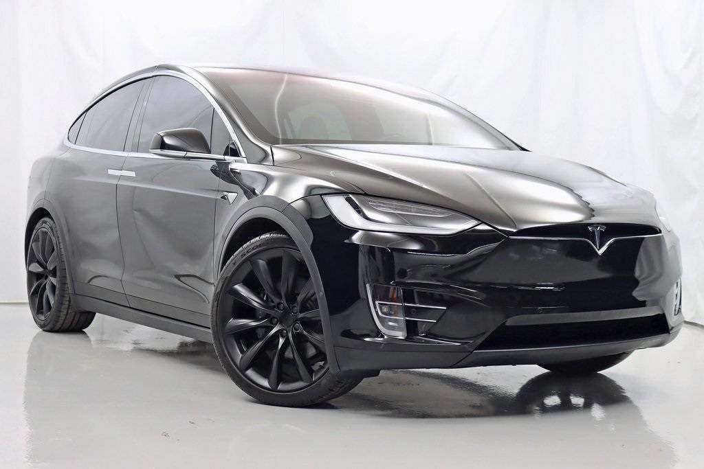 2018 Tesla Model X 5YJXCBE28JF127044