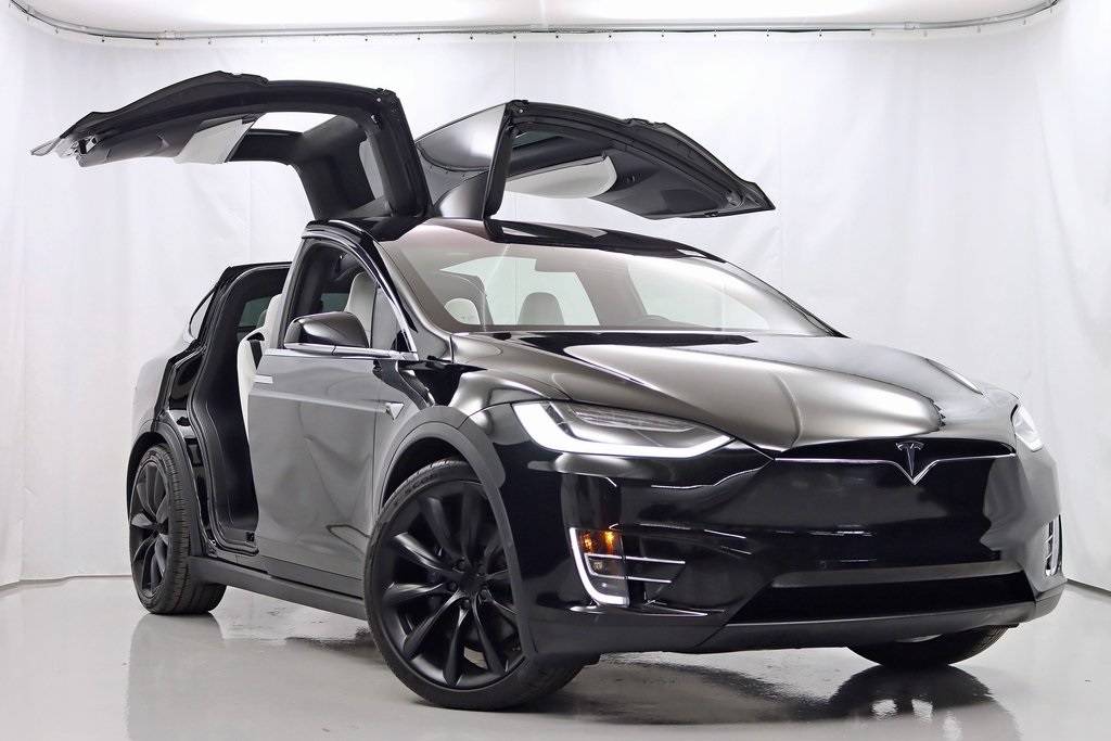 2018 Tesla Model X 5YJXCBE28JF127044