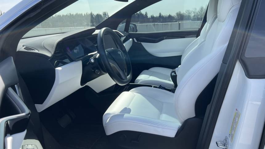 2018 Tesla Model X 5YJXCDE2XJF112718