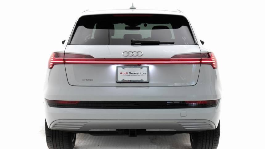 2019 Audi e-tron WA1LAAGE6KB022765