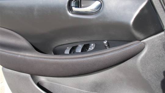 2021 Nissan LEAF 1N4AZ1CV5MC553230