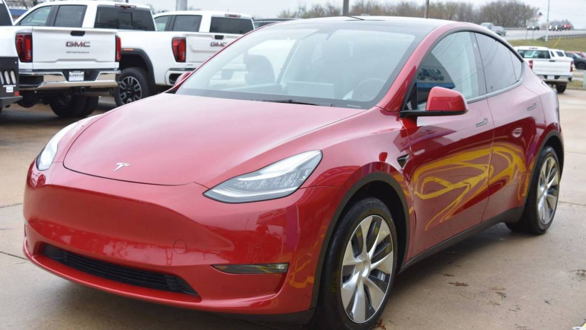 2021 Tesla Model Y 5YJYGDEE1MF198685