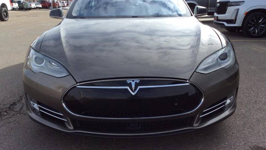 2015 Tesla Model S 5YJSA1E20FF102947