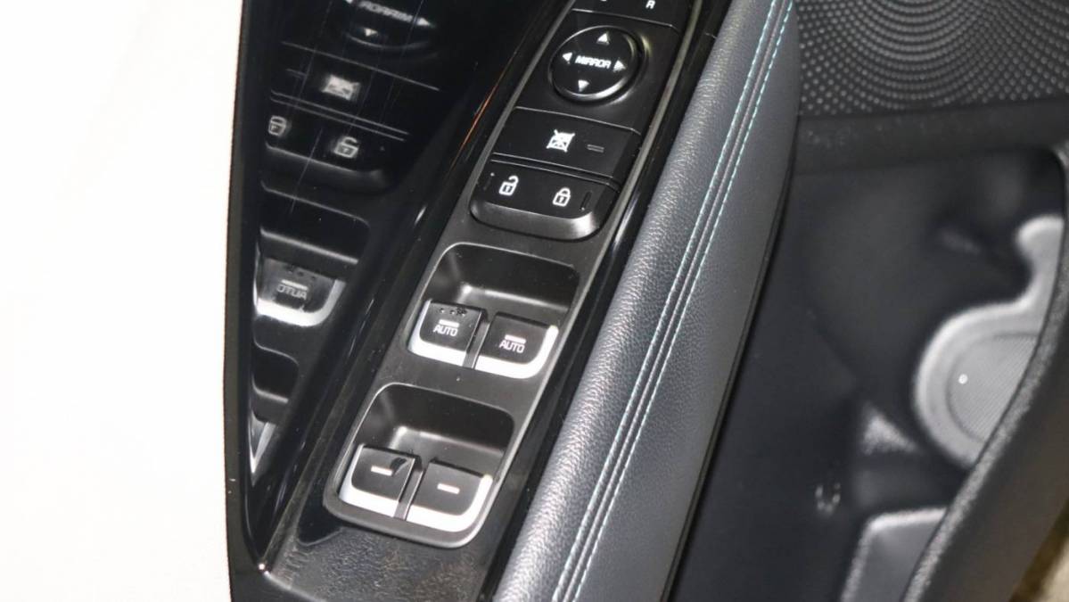 2018 Kia Niro KNDCC3LD0J5212843