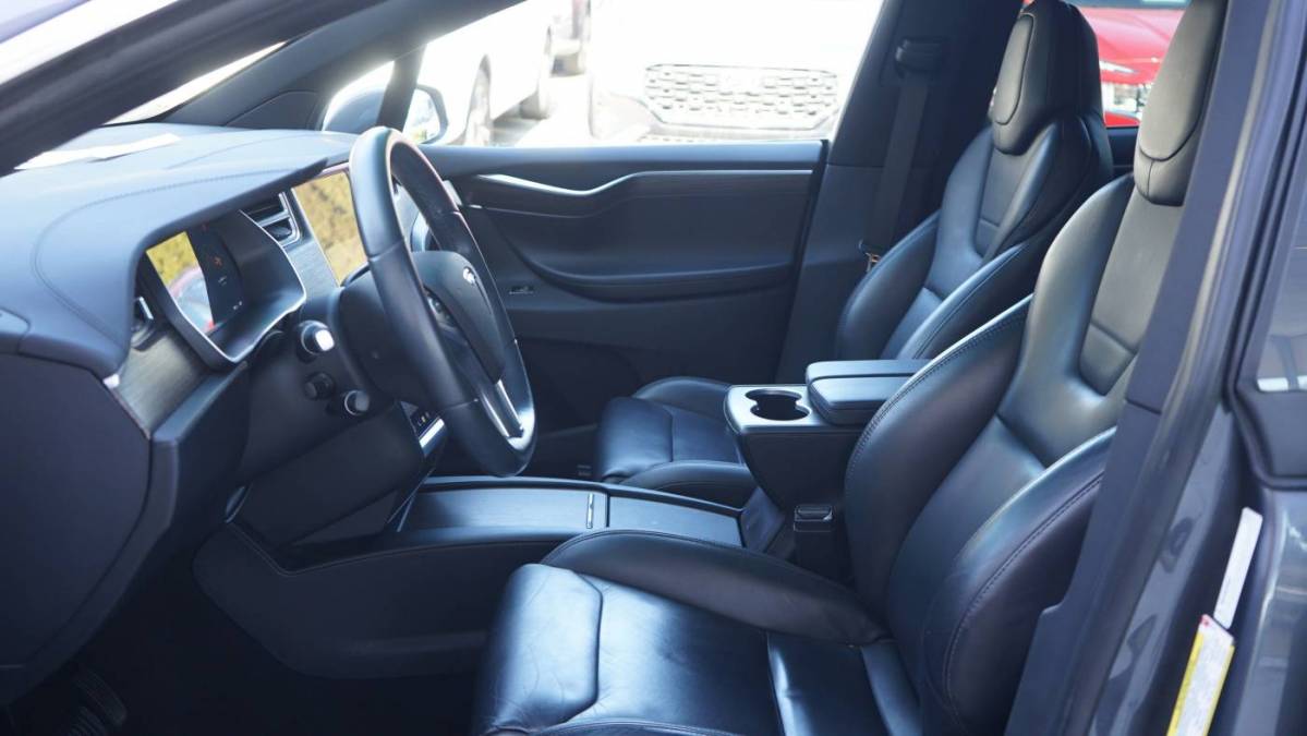 2016 Tesla Model X 5YJXCAE24GF004943