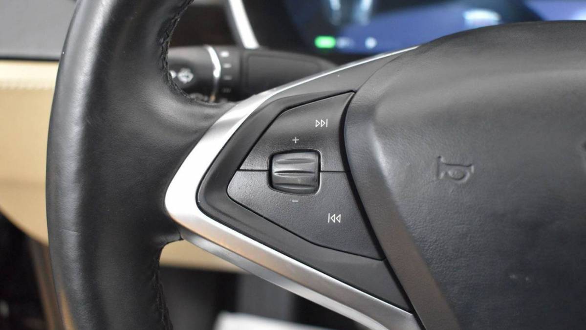 2015 Tesla Model S 5YJSA1H24FFP74120