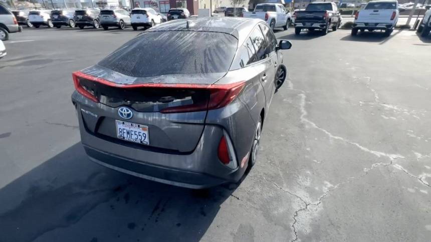 2018 Toyota Prius Prime JTDKARFP8J3094417