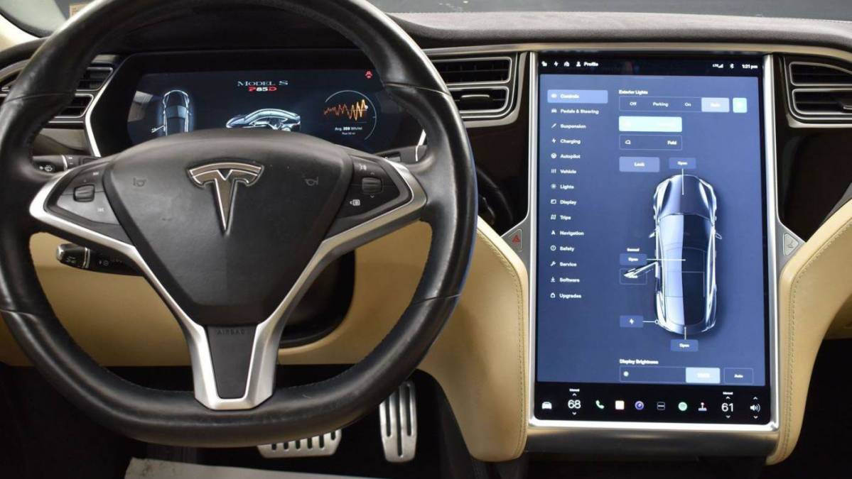 2015 Tesla Model S 5YJSA1H24FFP74120