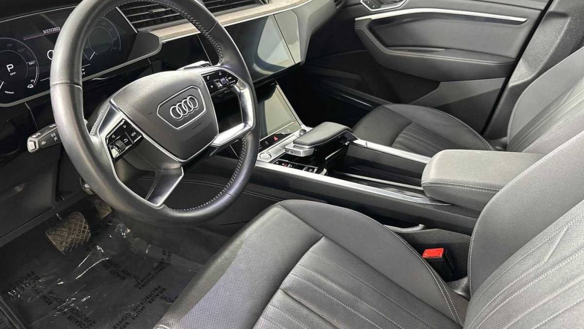 2019 Audi e-tron WA1LAAGE3KB024554