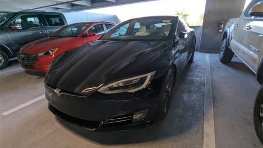 2017 Tesla Model S 5YJSA1E24HF185043