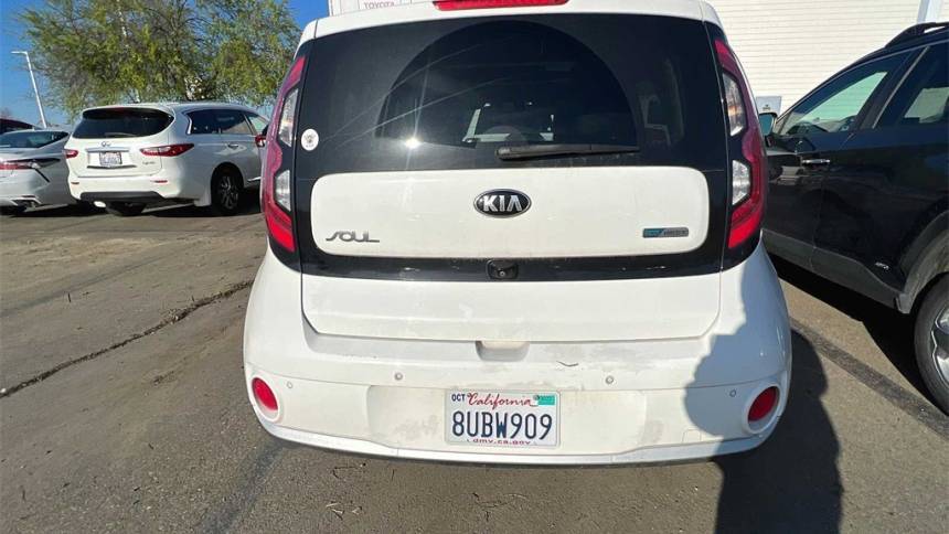 2016 Kia Soul KNDJX3AE4G7016327