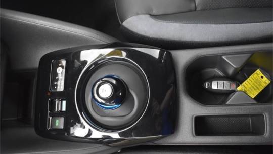 2019 Nissan LEAF 1N4AZ1CP6KC305745