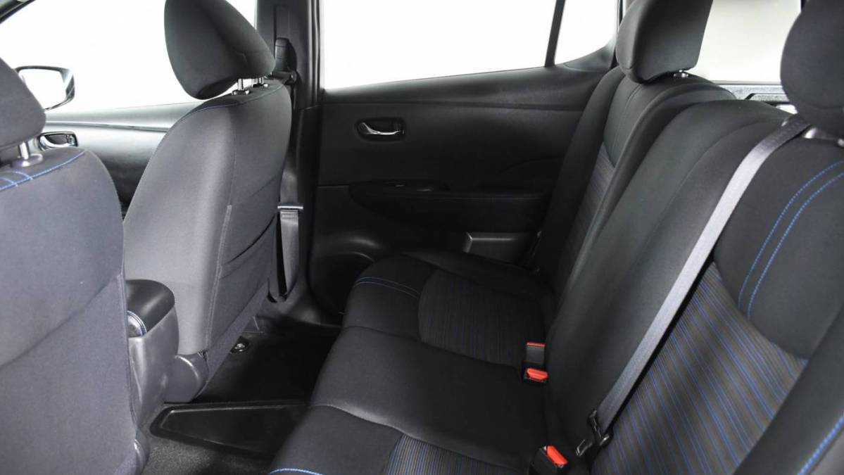 2018 Nissan LEAF 1N4AZ1CP0JC301964