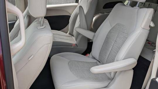2018 Chrysler Pacifica Hybrid 2C4RC1H75JR194988