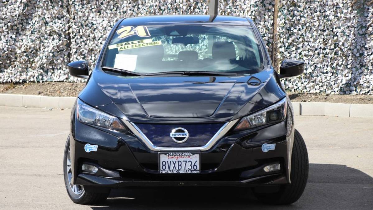 2021 Nissan LEAF 1N4AZ1CV8MC552976