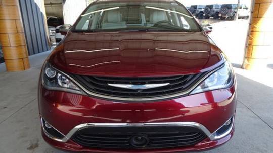 2018 Chrysler Pacifica Hybrid 2C4RC1N77JR105460