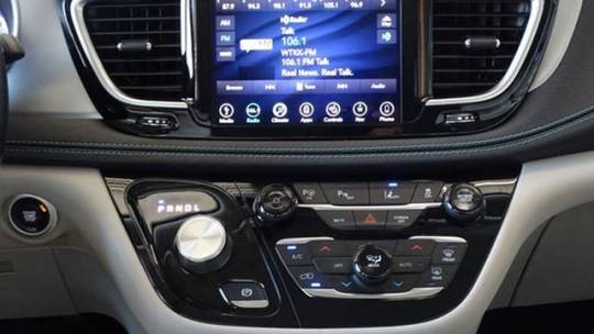 2018 Chrysler Pacifica Hybrid 2C4RC1N77JR105460
