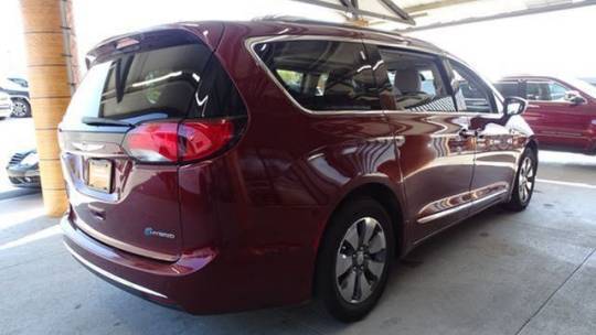 2018 Chrysler Pacifica Hybrid 2C4RC1N77JR105460