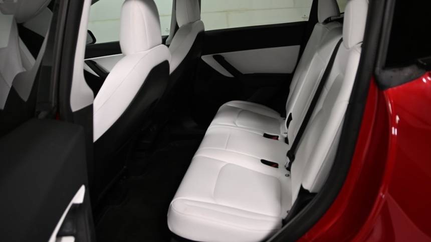 2021 Tesla Model Y 5YJYGDEE4MF198163