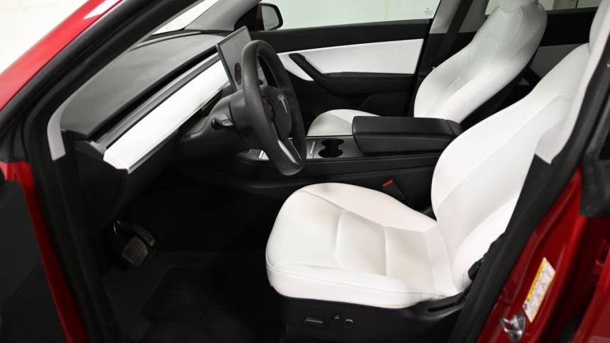2021 Tesla Model Y 5YJYGDEE4MF198163