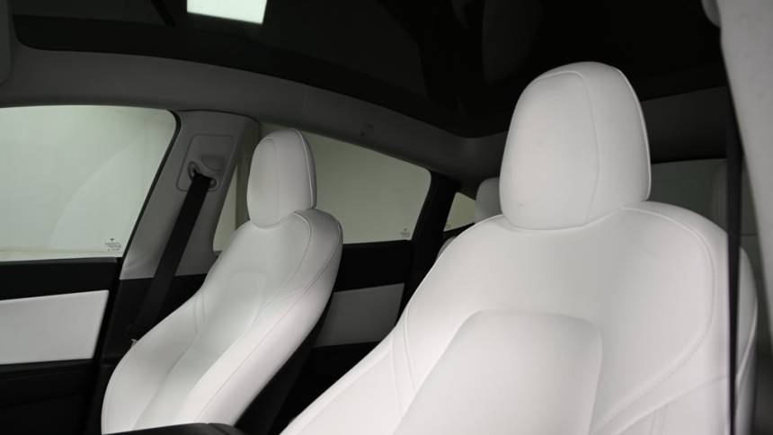 2021 Tesla Model Y 5YJYGDEE4MF198163
