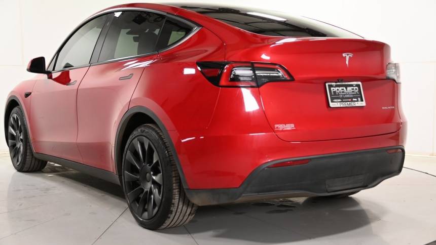 2021 Tesla Model Y 5YJYGDEE4MF198163