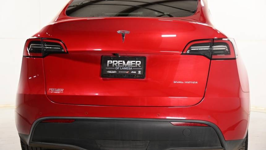 2021 Tesla Model Y 5YJYGDEE4MF198163