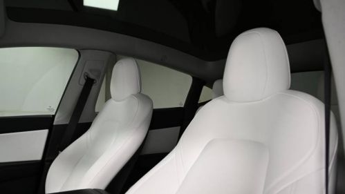 2021 Tesla Model Y 5YJYGDEE4MF198163