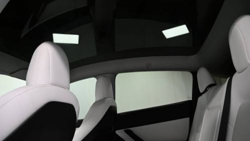 2021 Tesla Model Y 5YJYGDEE4MF198163