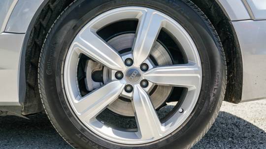2019 Audi e-tron WA1LAAGE0KB012152