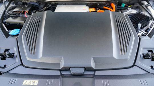 2019 Audi e-tron WA1LAAGE0KB012152