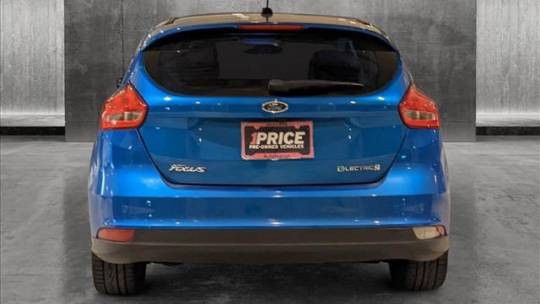 2017 Ford Focus 1FADP3R47HL200071