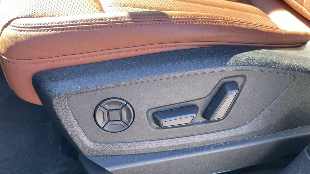 2019 Audi e-tron WA1LAAGE3KB020391