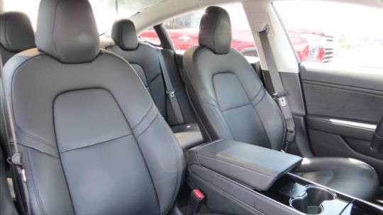 2018 Tesla Model 3 5YJ3E1EA8JF006251