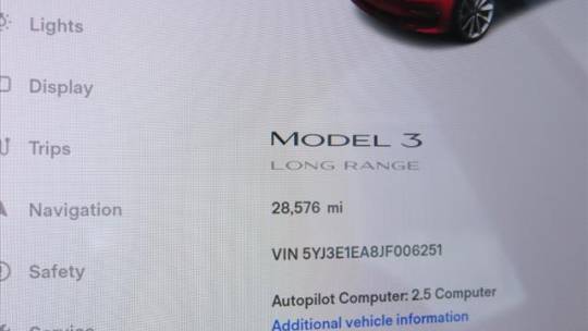 2018 Tesla Model 3 5YJ3E1EA8JF006251