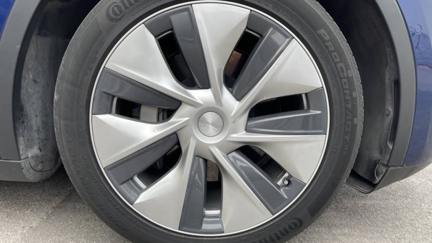 2020 Tesla Model Y 5YJYGDEE1LF030513