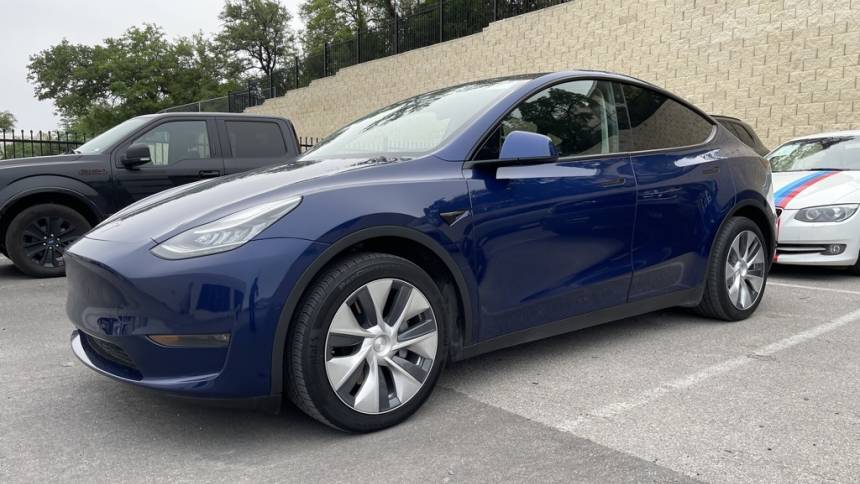 2020 Tesla Model Y 5YJYGDEE1LF030513