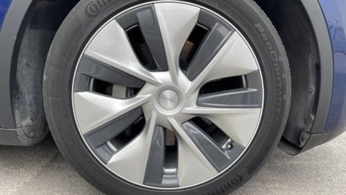 2020 Tesla Model Y 5YJYGDEE1LF030513