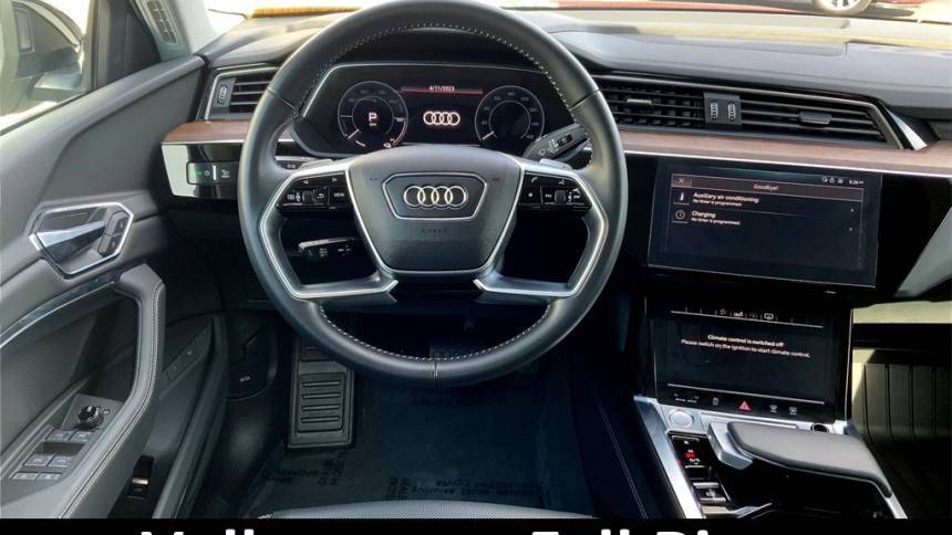 2020 Audi e-tron WA12ABGE7LB035415