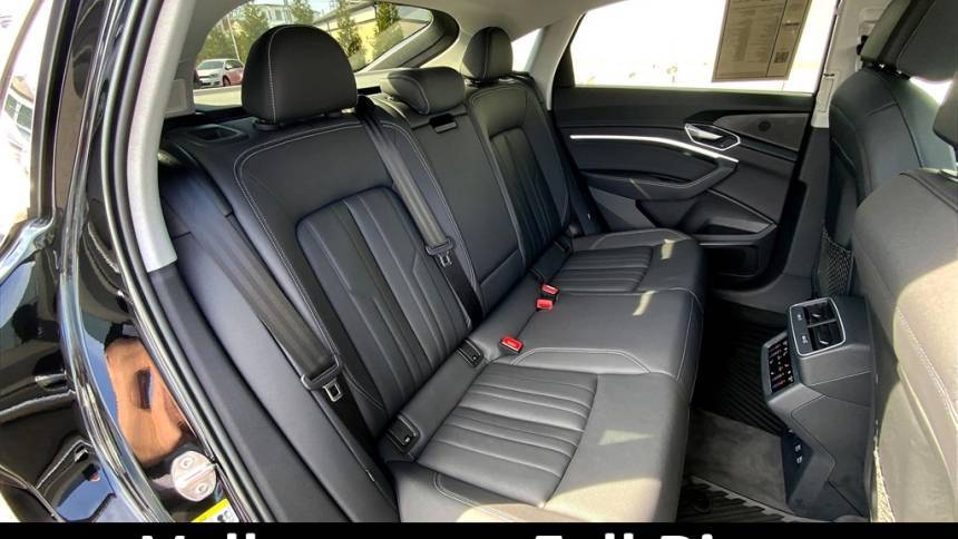 2020 Audi e-tron WA12ABGE7LB035415