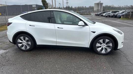 2020 Tesla Model Y 5YJYGDEE5LF053387