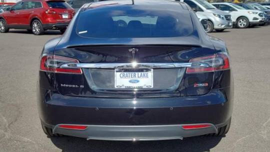 2016 Tesla Model S 5YJSA1E41GF128394