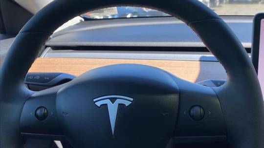 2019 Tesla Model 3 5YJ3E1EAXKF435683